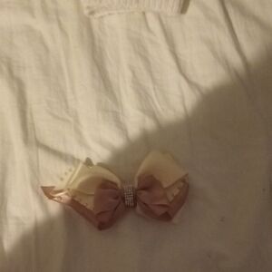 Elegant Cream and Pink Hair Bow